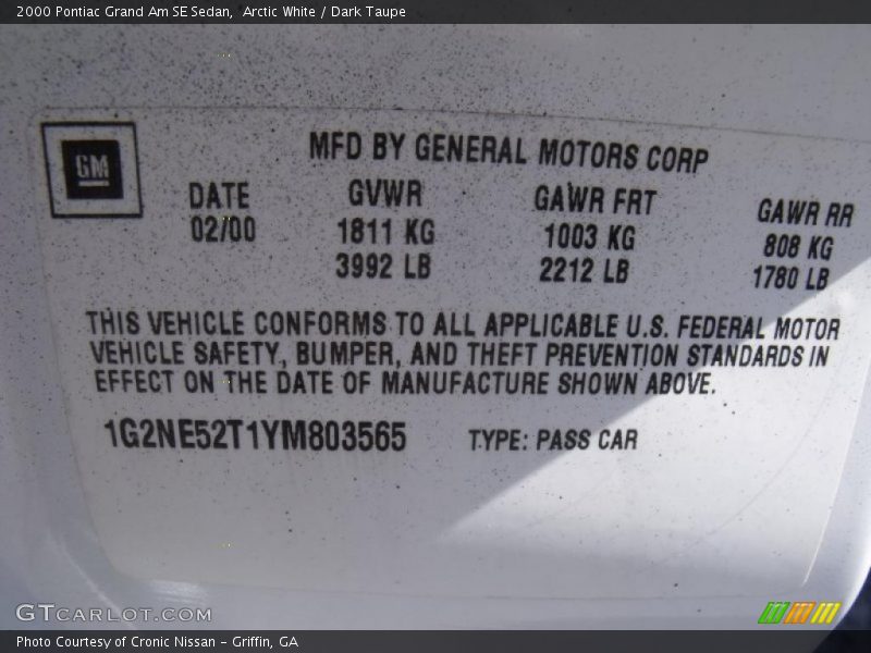 Arctic White / Dark Taupe 2000 Pontiac Grand Am SE Sedan