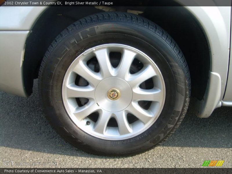 Bright Silver Metallic / Taupe 2002 Chrysler Town & Country EX
