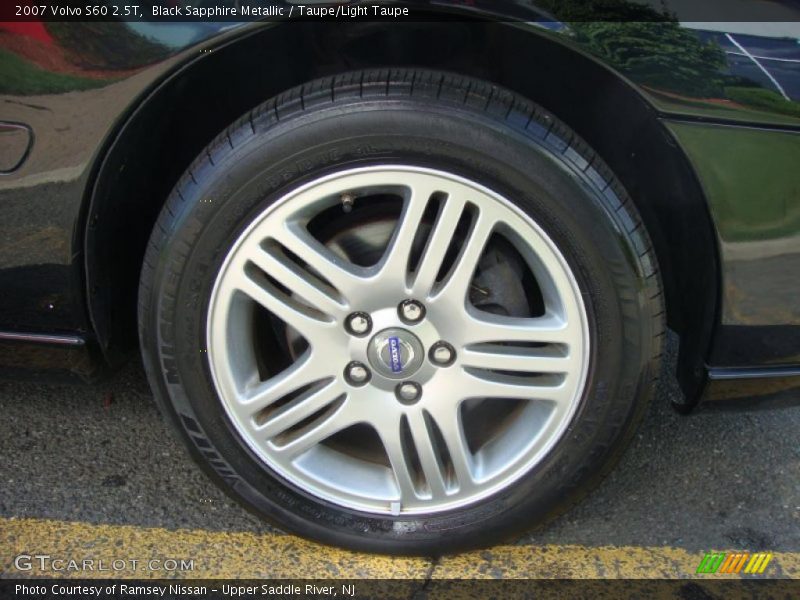 Black Sapphire Metallic / Taupe/Light Taupe 2007 Volvo S60 2.5T