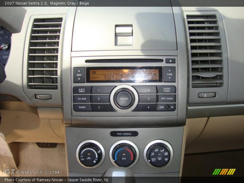 Magnetic Gray / Beige 2007 Nissan Sentra 2.0