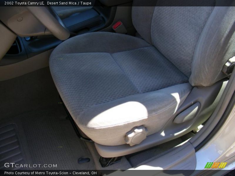 Desert Sand Mica / Taupe 2002 Toyota Camry LE