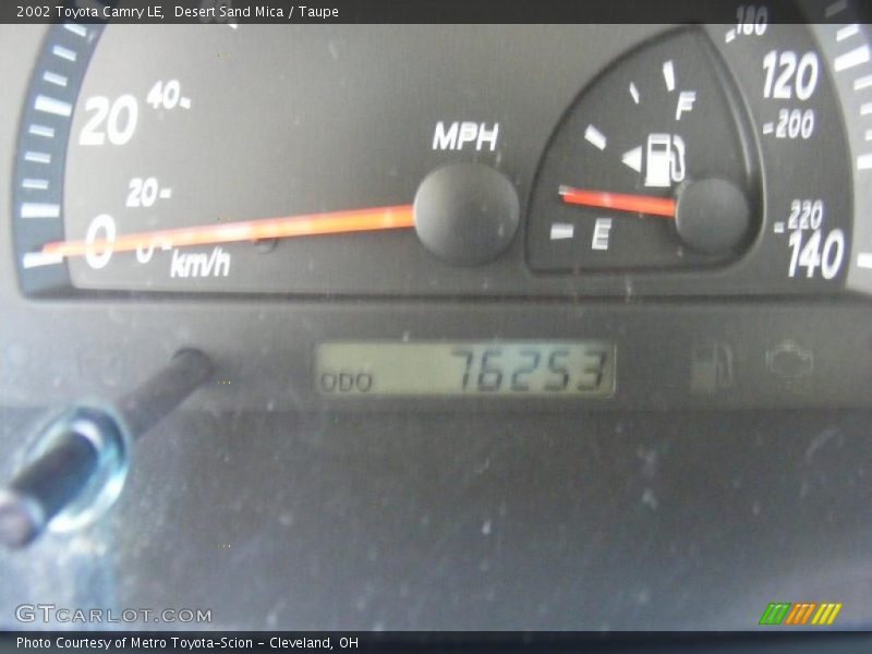 Desert Sand Mica / Taupe 2002 Toyota Camry LE