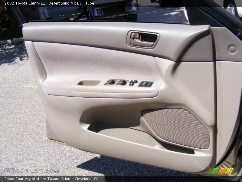 Desert Sand Mica / Taupe 2002 Toyota Camry LE