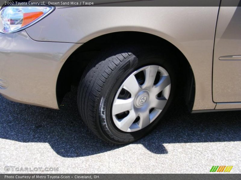 Desert Sand Mica / Taupe 2002 Toyota Camry LE