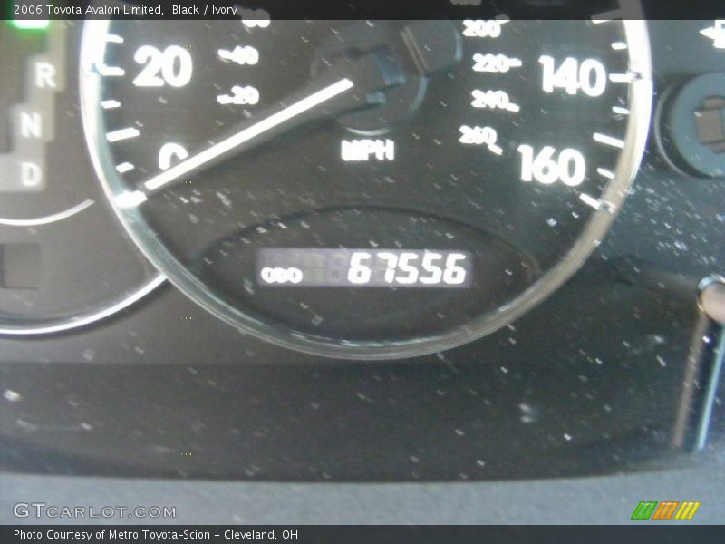 Black / Ivory 2006 Toyota Avalon Limited