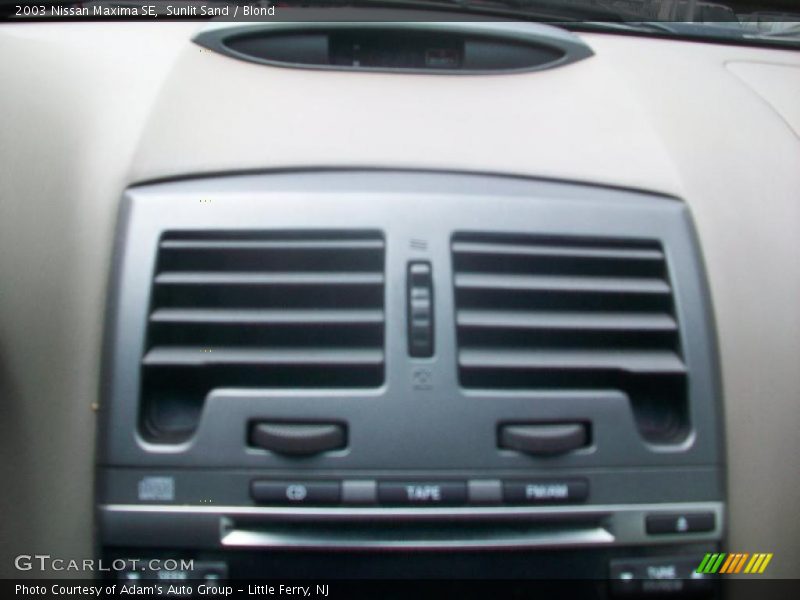 Sunlit Sand / Blond 2003 Nissan Maxima SE