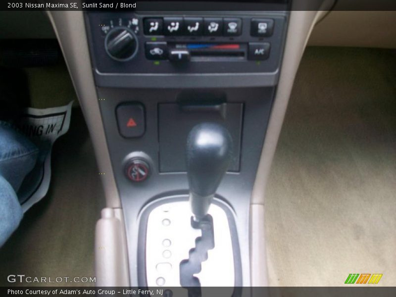 Sunlit Sand / Blond 2003 Nissan Maxima SE