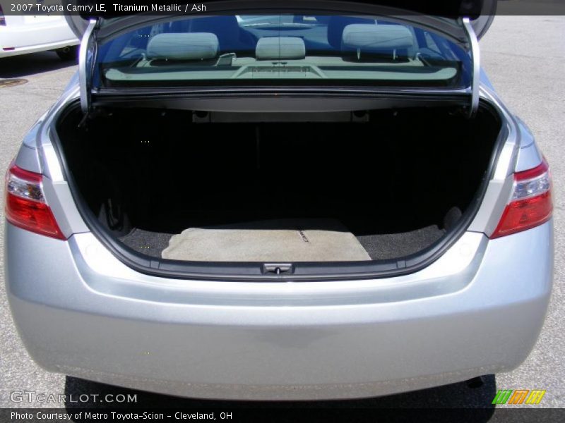 Titanium Metallic / Ash 2007 Toyota Camry LE