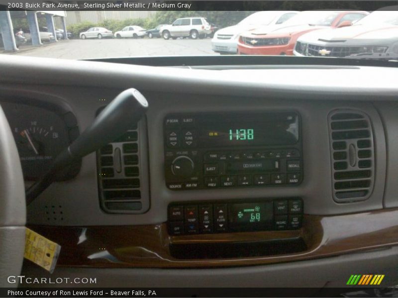 Sterling Silver Metallic / Medium Gray 2003 Buick Park Avenue