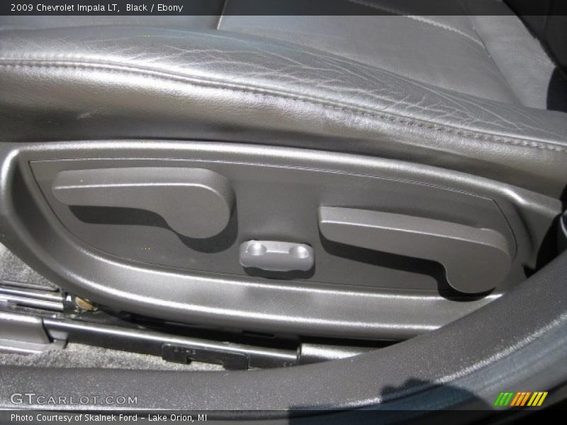 Black / Ebony 2009 Chevrolet Impala LT