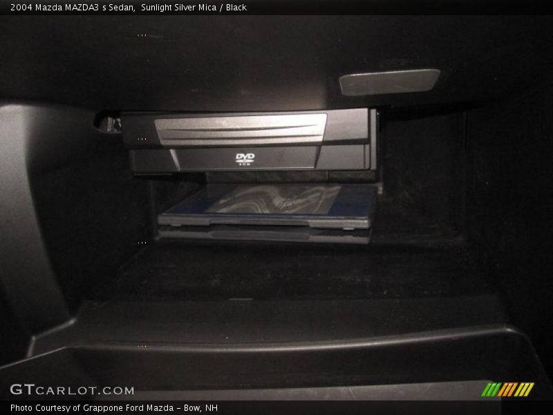 Sunlight Silver Mica / Black 2004 Mazda MAZDA3 s Sedan