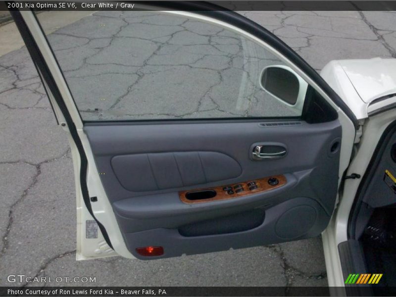 Clear White / Gray 2001 Kia Optima SE V6