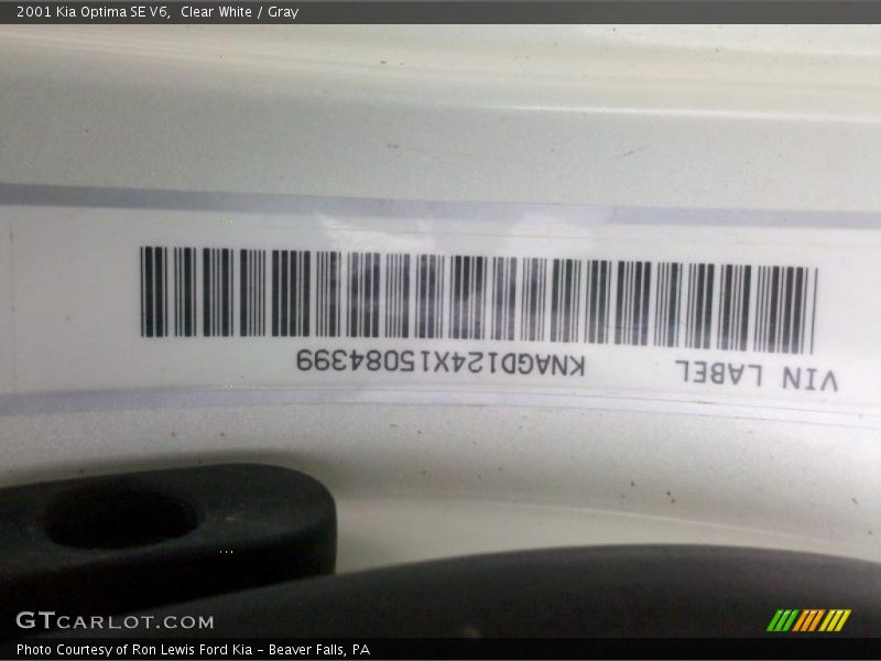 Clear White / Gray 2001 Kia Optima SE V6