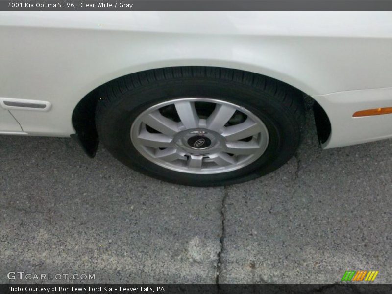 Clear White / Gray 2001 Kia Optima SE V6