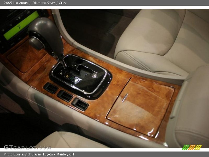 Diamond Silver / Gray 2005 Kia Amanti