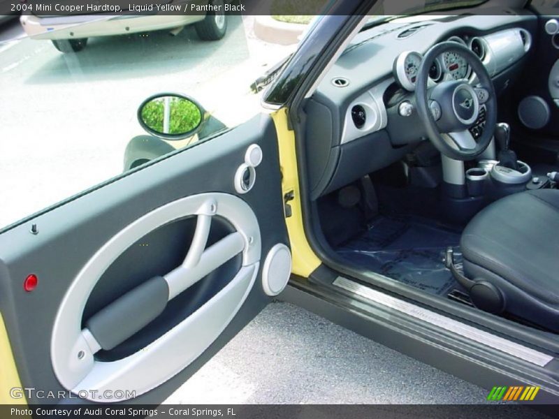 Liquid Yellow / Panther Black 2004 Mini Cooper Hardtop