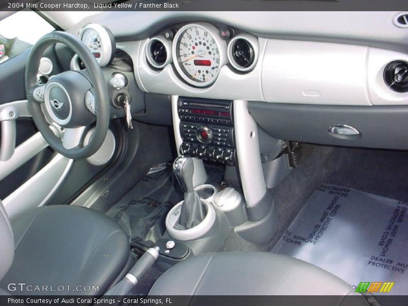 Liquid Yellow / Panther Black 2004 Mini Cooper Hardtop