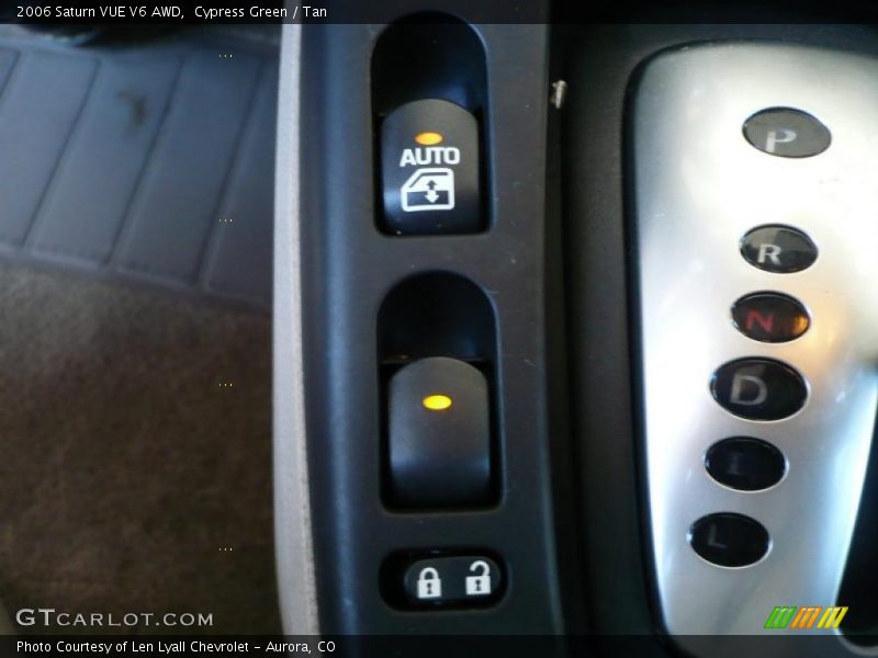 Cypress Green / Tan 2006 Saturn VUE V6 AWD