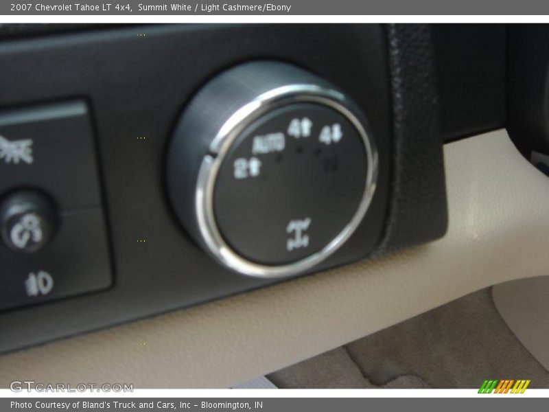 Summit White / Light Cashmere/Ebony 2007 Chevrolet Tahoe LT 4x4