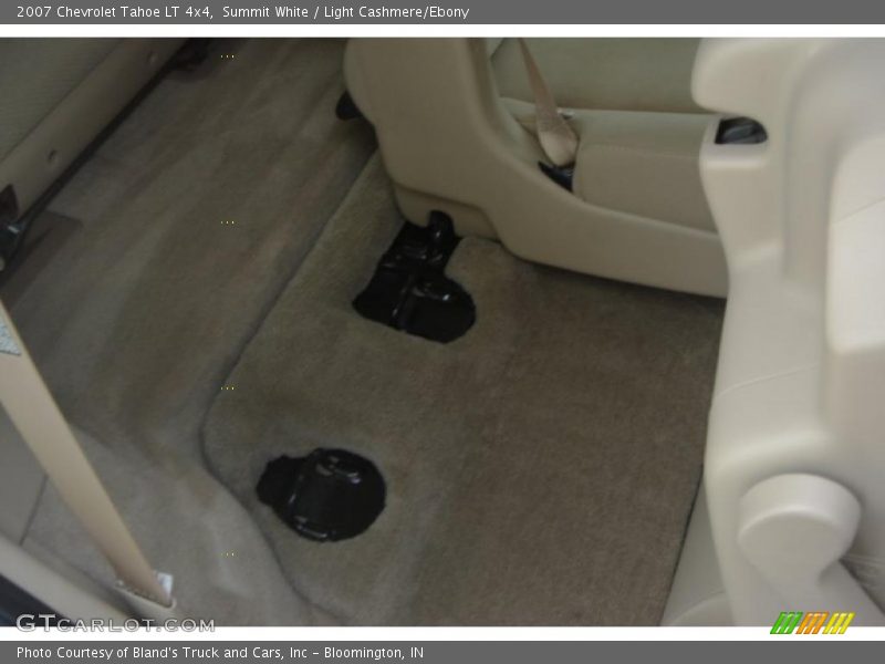 Summit White / Light Cashmere/Ebony 2007 Chevrolet Tahoe LT 4x4
