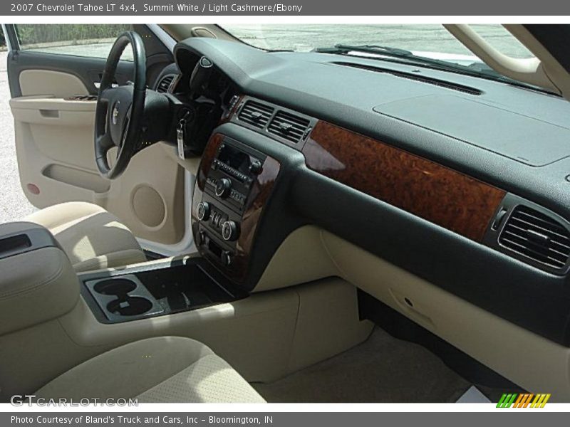 Summit White / Light Cashmere/Ebony 2007 Chevrolet Tahoe LT 4x4