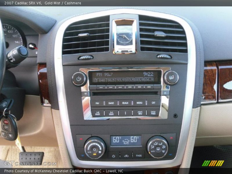 Gold Mist / Cashmere 2007 Cadillac SRX V6