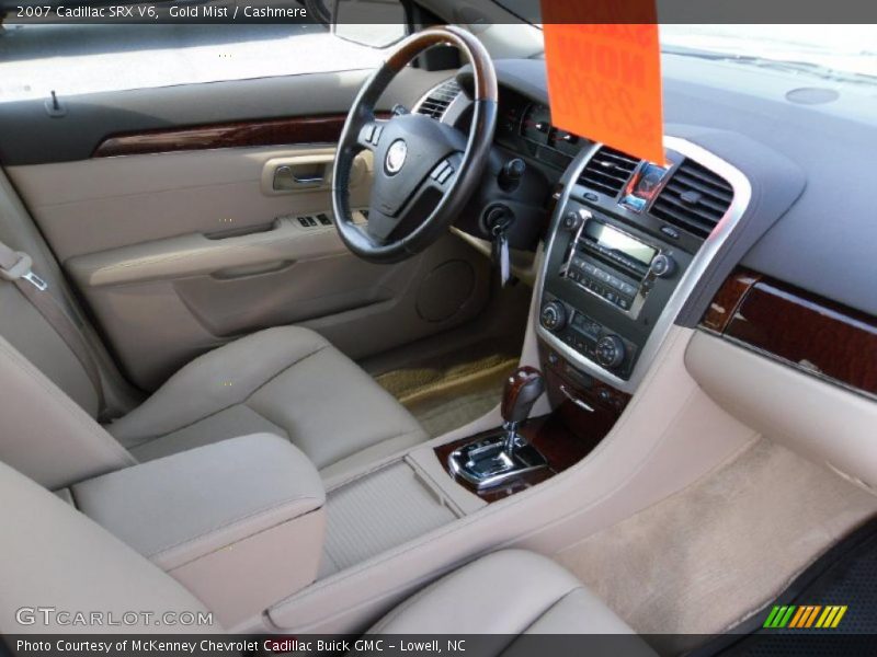 Gold Mist / Cashmere 2007 Cadillac SRX V6
