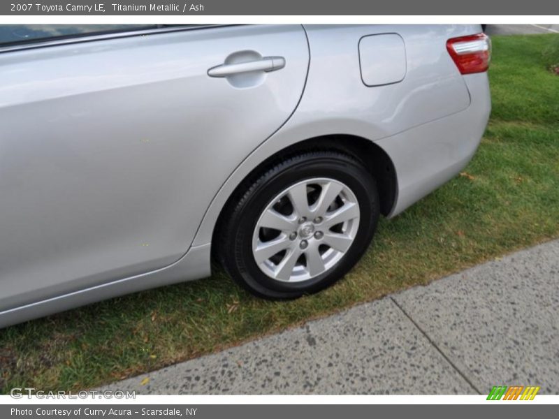 Titanium Metallic / Ash 2007 Toyota Camry LE