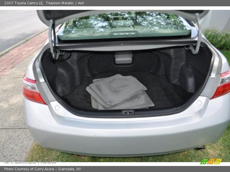 Titanium Metallic / Ash 2007 Toyota Camry LE