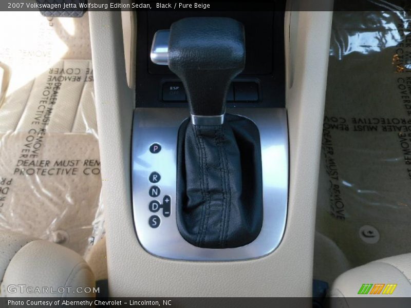 Black / Pure Beige 2007 Volkswagen Jetta Wolfsburg Edition Sedan