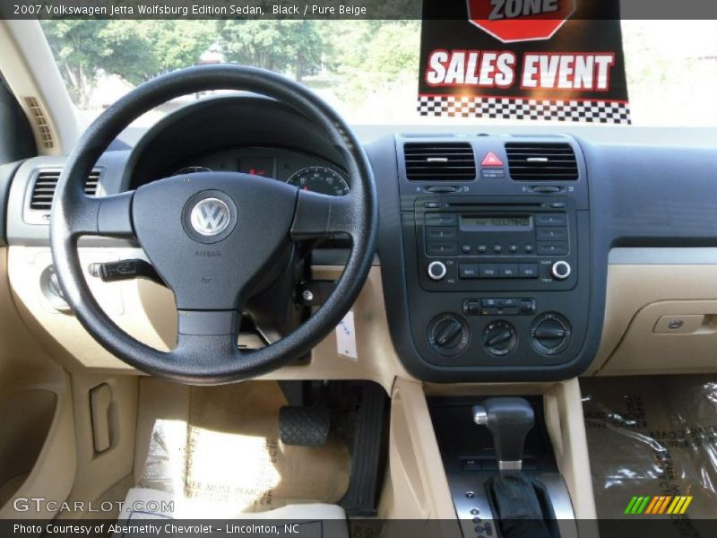 Black / Pure Beige 2007 Volkswagen Jetta Wolfsburg Edition Sedan