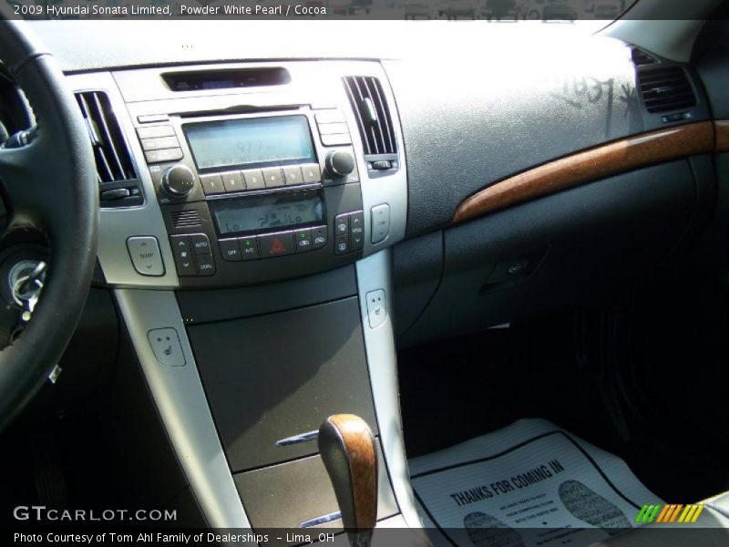 Powder White Pearl / Cocoa 2009 Hyundai Sonata Limited