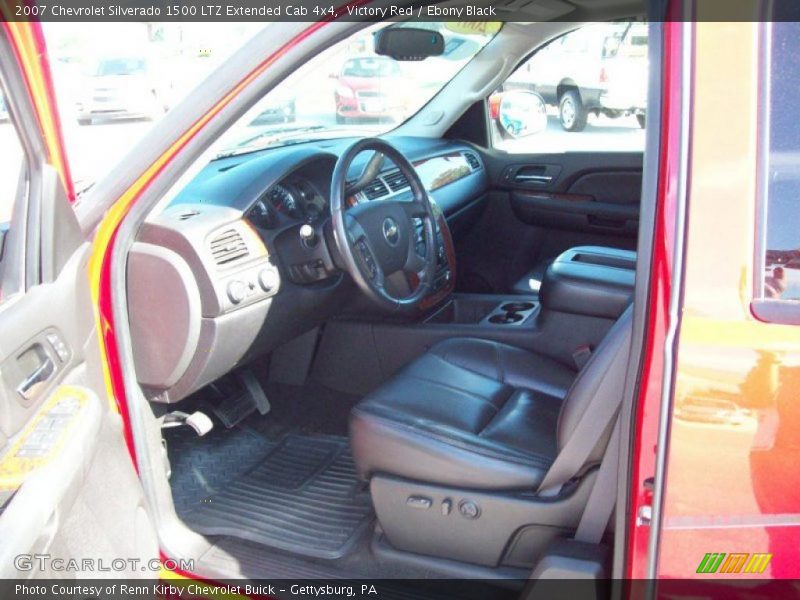 Victory Red / Ebony Black 2007 Chevrolet Silverado 1500 LTZ Extended Cab 4x4