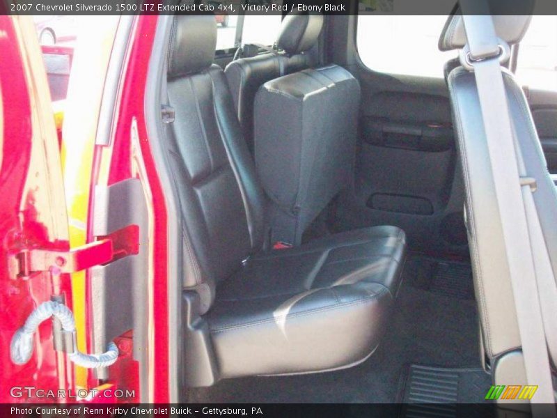 Victory Red / Ebony Black 2007 Chevrolet Silverado 1500 LTZ Extended Cab 4x4