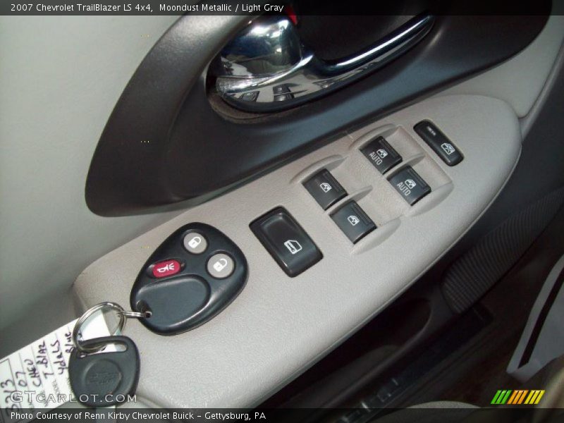 Moondust Metallic / Light Gray 2007 Chevrolet TrailBlazer LS 4x4