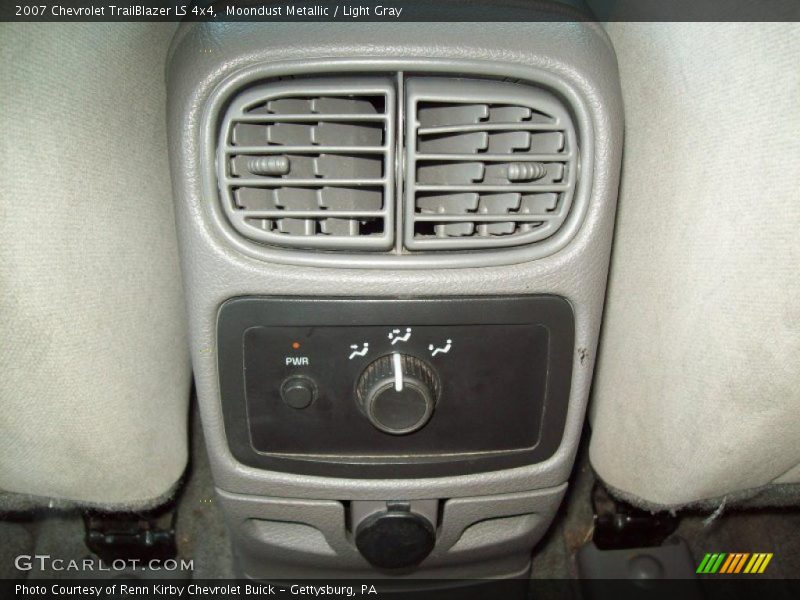 Moondust Metallic / Light Gray 2007 Chevrolet TrailBlazer LS 4x4
