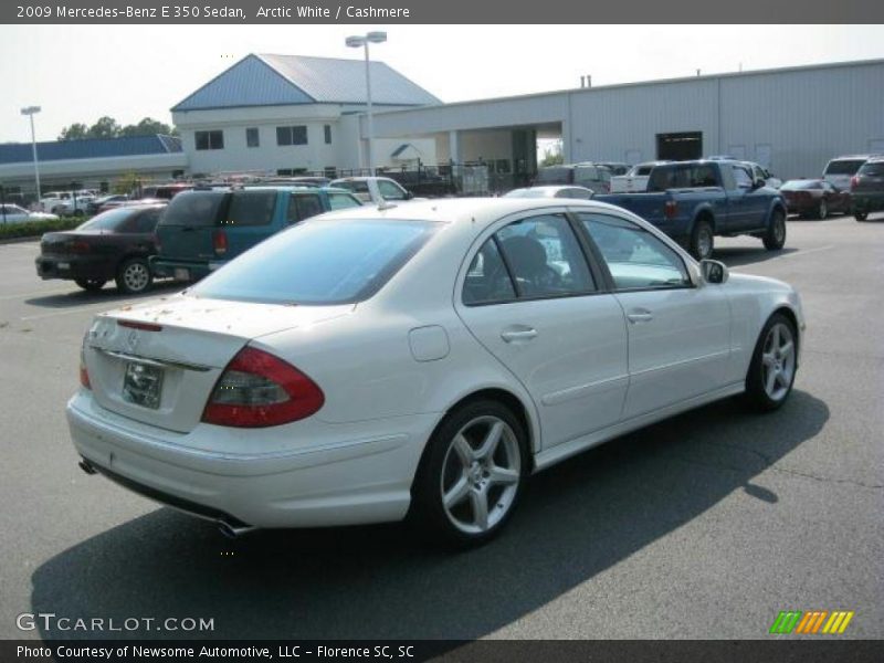 Arctic White / Cashmere 2009 Mercedes-Benz E 350 Sedan