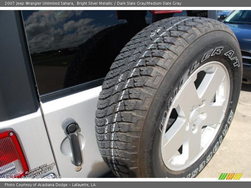 Bright Silver Metallic / Dark Slate Gray/Medium Slate Gray 2007 Jeep Wrangler Unlimited Sahara