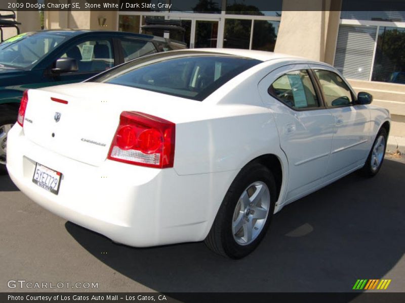 Stone White / Dark Slate Gray 2009 Dodge Charger SE