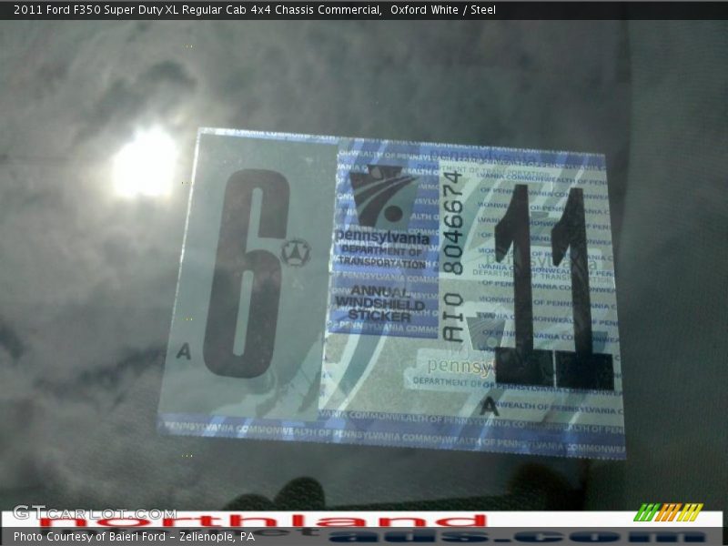 Oxford White / Steel 2011 Ford F350 Super Duty XL Regular Cab 4x4 Chassis Commercial