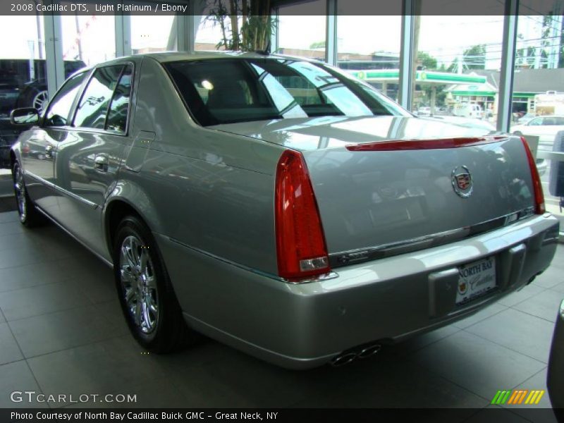 Light Platinum / Ebony 2008 Cadillac DTS