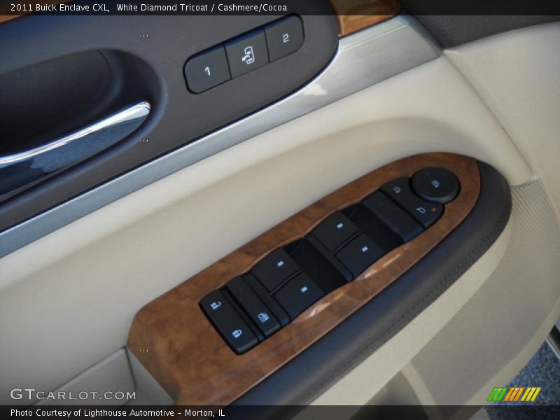 White Diamond Tricoat / Cashmere/Cocoa 2011 Buick Enclave CXL