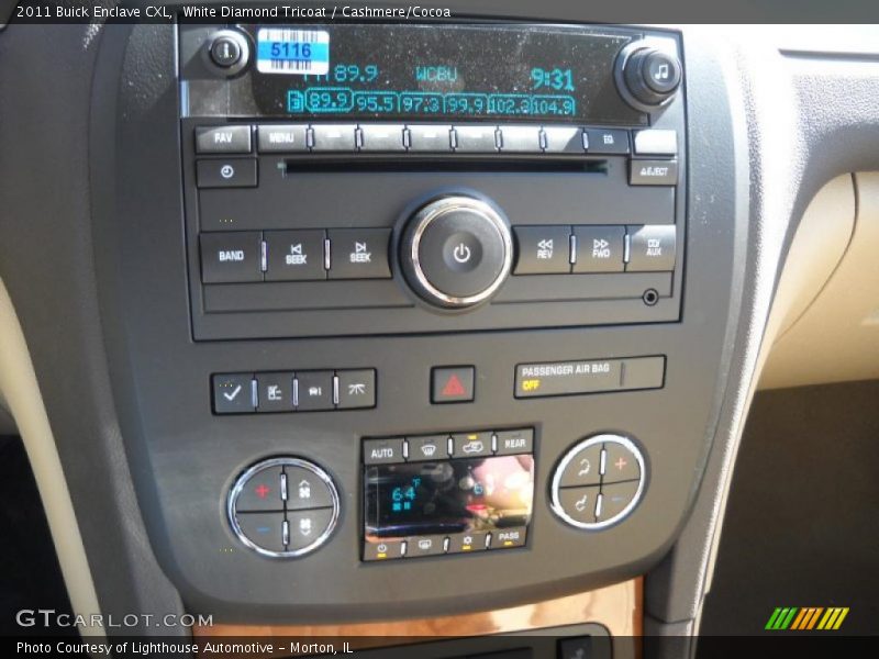 White Diamond Tricoat / Cashmere/Cocoa 2011 Buick Enclave CXL