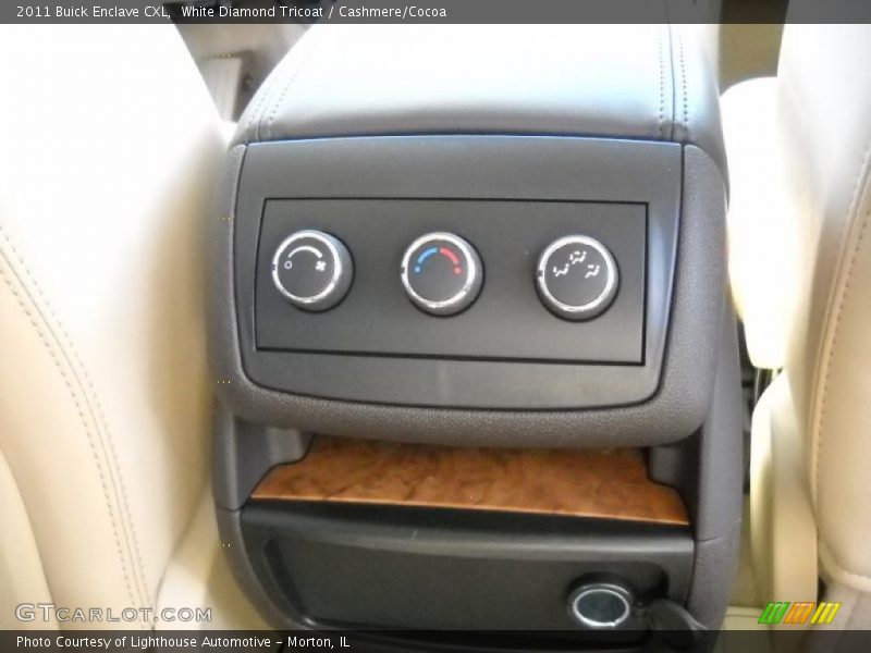 White Diamond Tricoat / Cashmere/Cocoa 2011 Buick Enclave CXL