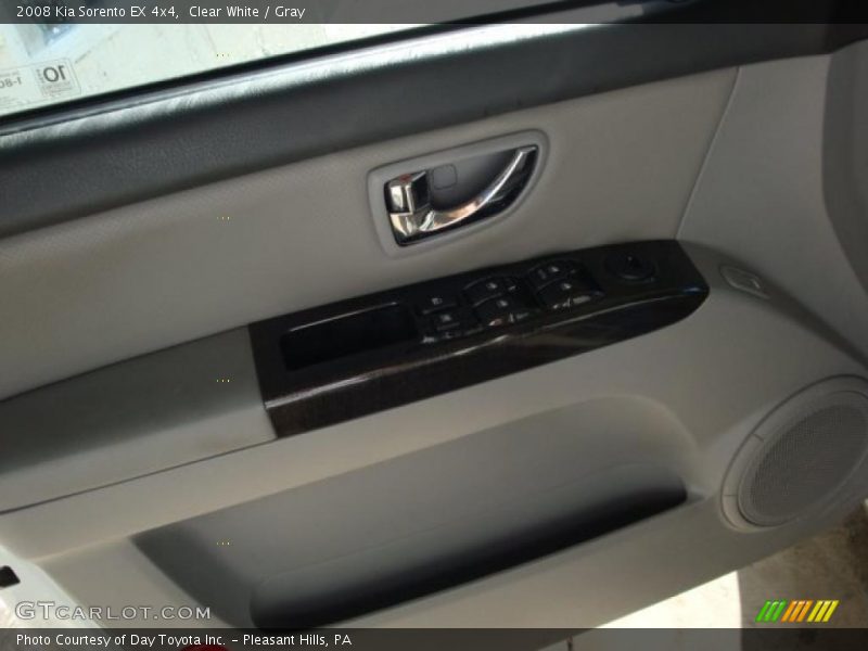 Clear White / Gray 2008 Kia Sorento EX 4x4