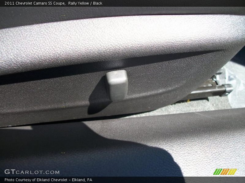 Rally Yellow / Black 2011 Chevrolet Camaro SS Coupe