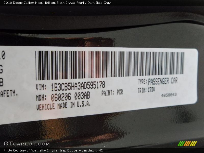 Brilliant Black Crystal Pearl / Dark Slate Gray 2010 Dodge Caliber Heat