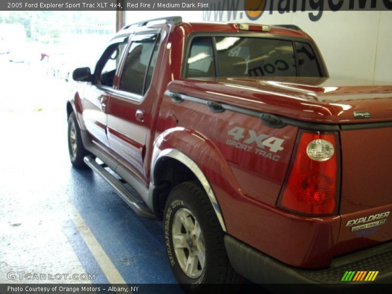 Red Fire / Medium Dark Flint 2005 Ford Explorer Sport Trac XLT 4x4