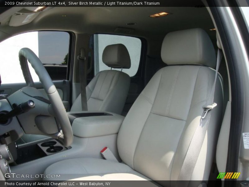 Silver Birch Metallic / Light Titanium/Dark Titanium 2009 Chevrolet Suburban LT 4x4