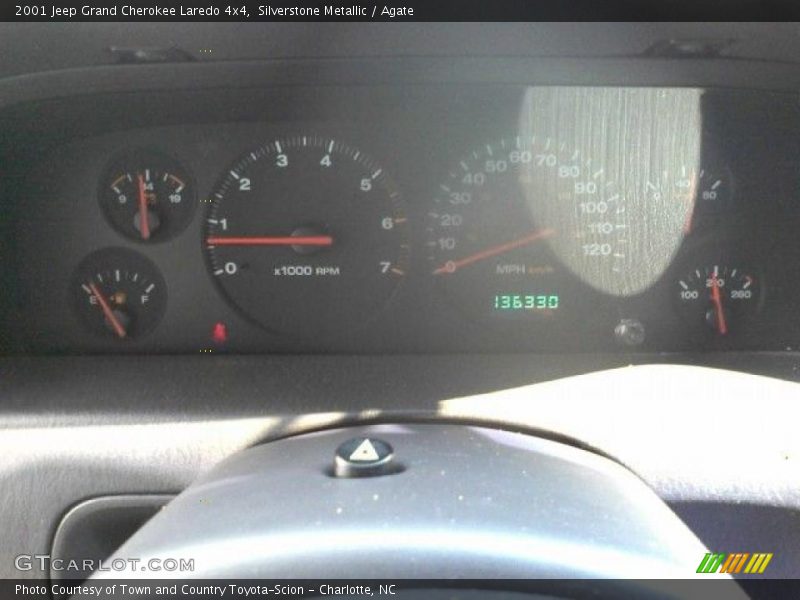 Silverstone Metallic / Agate 2001 Jeep Grand Cherokee Laredo 4x4